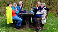 Wandergruppe auf Grüngürteltour
