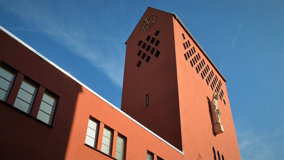 Glockenturm und Glocken